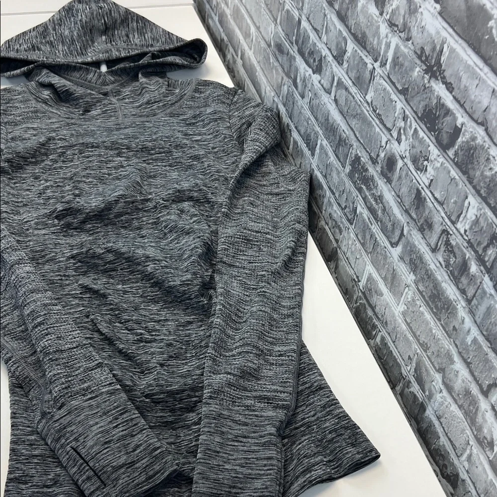 Athleta Gray Long Sleeve Hooded Top - Picture 6 of 7
